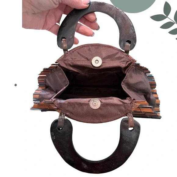 Vintage Wooden Slat Handbag | Boho Resort Statement Purse - Picture 10 of 10